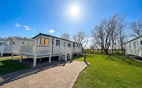 Prime Lakeside Caravan At Haven Golden Sands